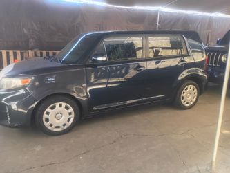 2015 Toyota Scion xB
