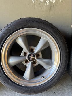 Mustang wheels and tires