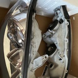 Headlights 05/06 Toyota Camry