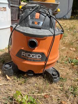 RIDGID NXT 16 Gallon 6.5 HP Wet/Dry Shop Vac + Attachments