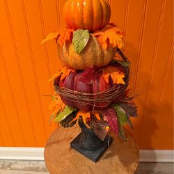 FUN 40” FALL VIBE TRIPLE PUMPKIN HOME DECOR ON METAL VASE