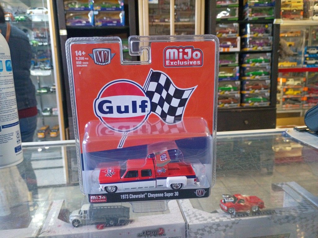 M2 Gulf 1973 Chevrolet Cheyenne Super 30
