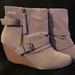 Blowfish Tan Wedge Boots. Size 7.