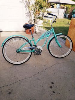 Beach Cruiser Bike