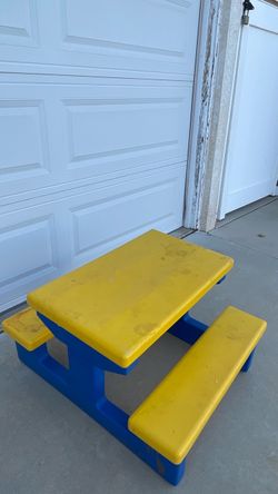 Kids bench