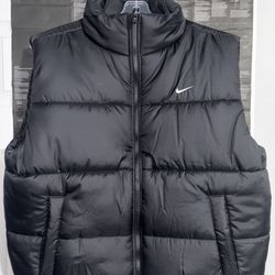 BRAND NEW Nike Women Large Puffer Padded Vest Black Jacket Therma-fit NWT