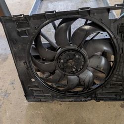 2018 BMW 530i Engine Cooling Fan