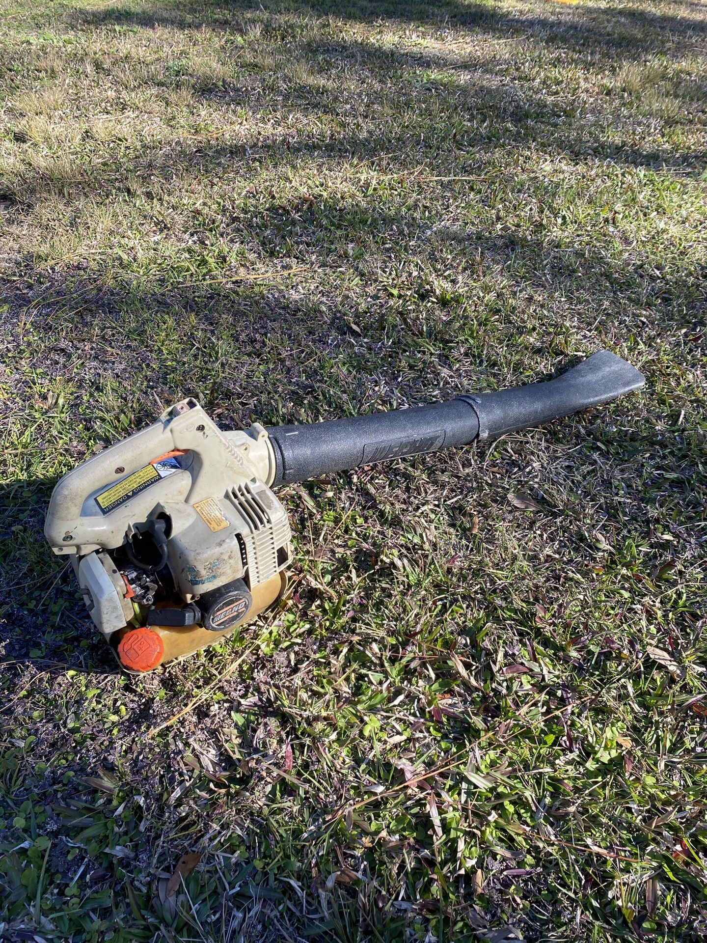 Echo ES-2400 Gas Leaf Blower