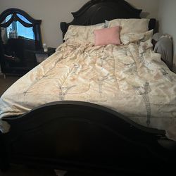 Queen Bed, Dresser With Mirror 