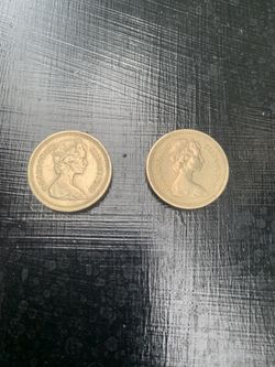 Two 1983 D:G:R:E:G:F:D 1983. ELIZABETH 11 COINS