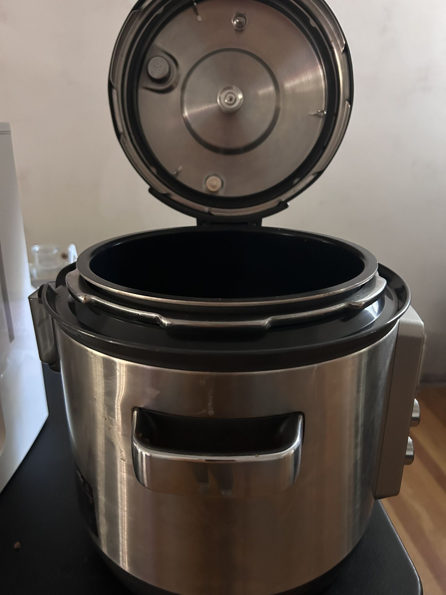 Pressure Cooker