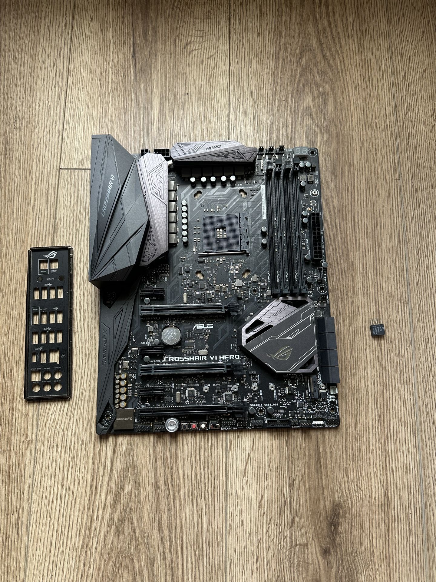 Asus ROG Crosshair VI Hero Motherboard