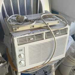 Window A/C UNIT 