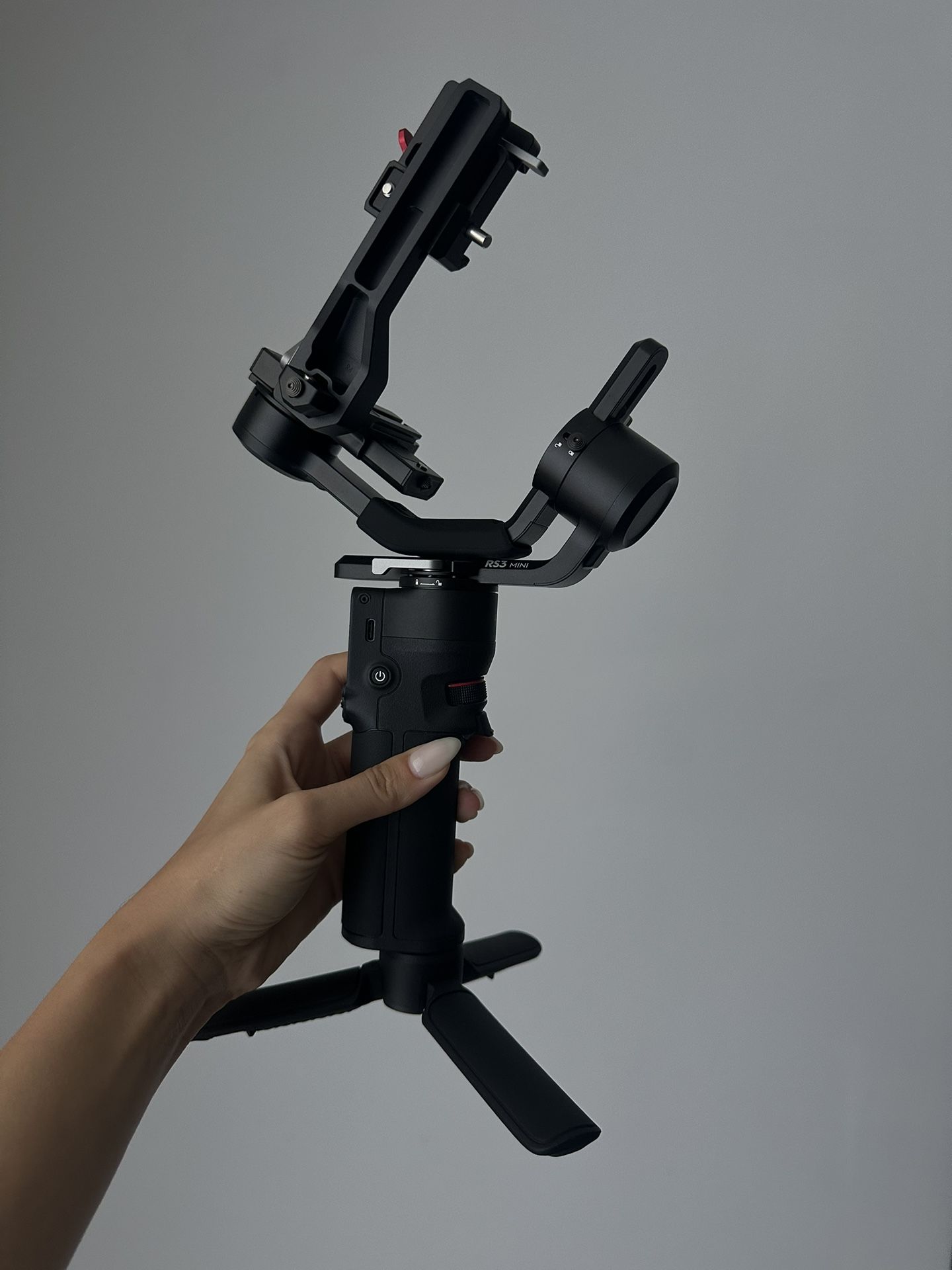 DJI RS 3 Mini Gimbal Stabilizer – Like New!