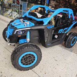 can-am maverick 24v 4x4 Remote control leather seats shocks soft tires screen for videos shocks led lights rubber EVA tires