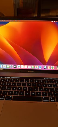 MacBook Pro Retina Touch Bar