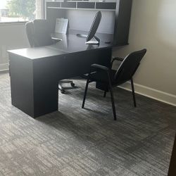 Black Wood Desk With Hutch