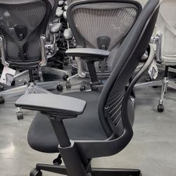 Like New Leap V2 Chair by Steelcase