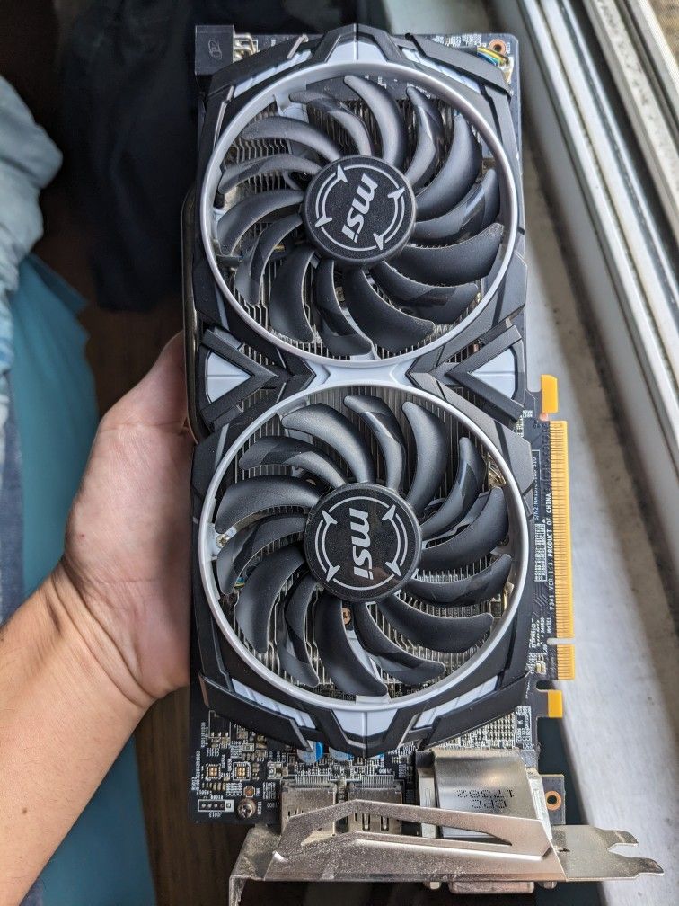 AMD Radeon RX 580 Armor OC 4GB