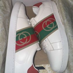Gucci Shoes 
