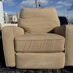 Recliner/Swivel Arm Chair