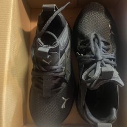 Black Puma Shoes 