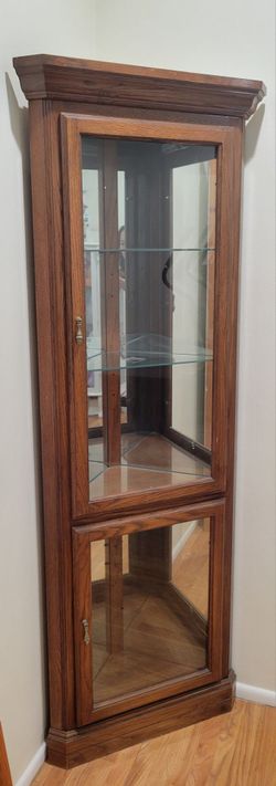 Traditional Oak Corner Curio Display Cabinet – Glass Shelves – 72" Tall