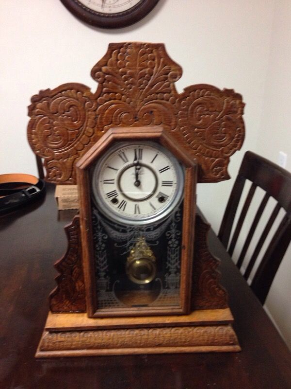 Ingraham gingerbread clock