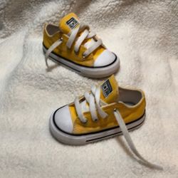 Converse All Star Toddler Size 5 Yellow