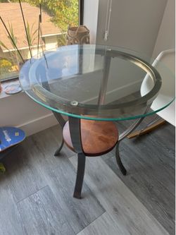 Modern Round Glass Top Side Table / Accent Table