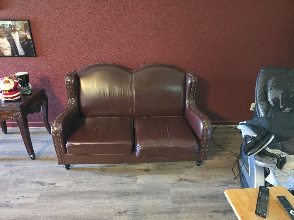 Brown Leather Love Seat $100 (obo),New Products : American Fashion Style Bags On Sale
