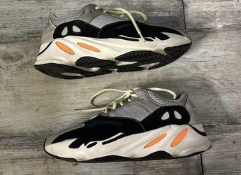 Yeezy 700’s Wave Runners Size 8 - 8 1/2 Women’s