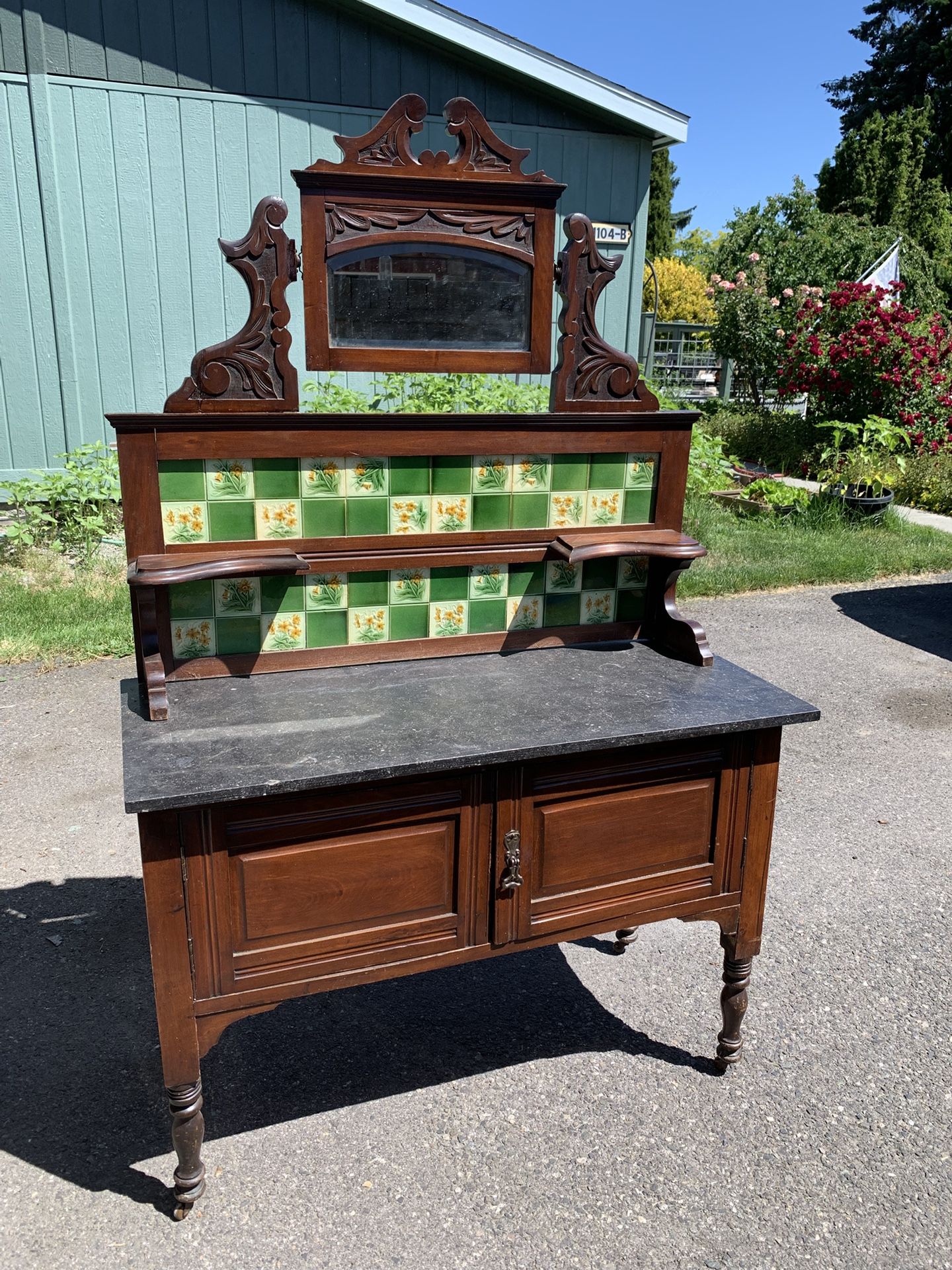 Antique Wash Stand