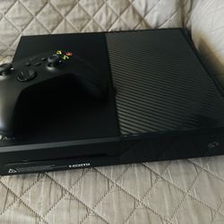 Xbox One 1TB Bundle