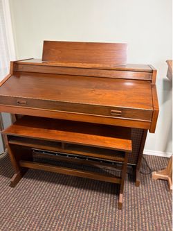 Hammond Organ