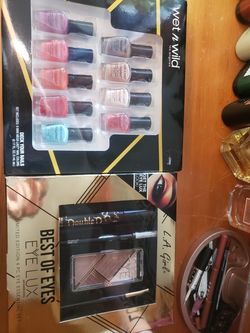 LA GIRL , WET N WILD