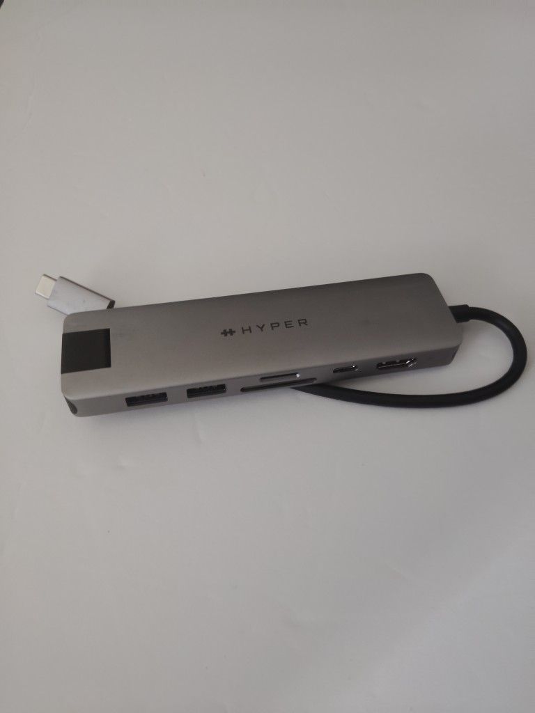 7 and 1 USB Type C HUB good condition