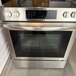 New Frigidaire 5-Burner slide-in Range