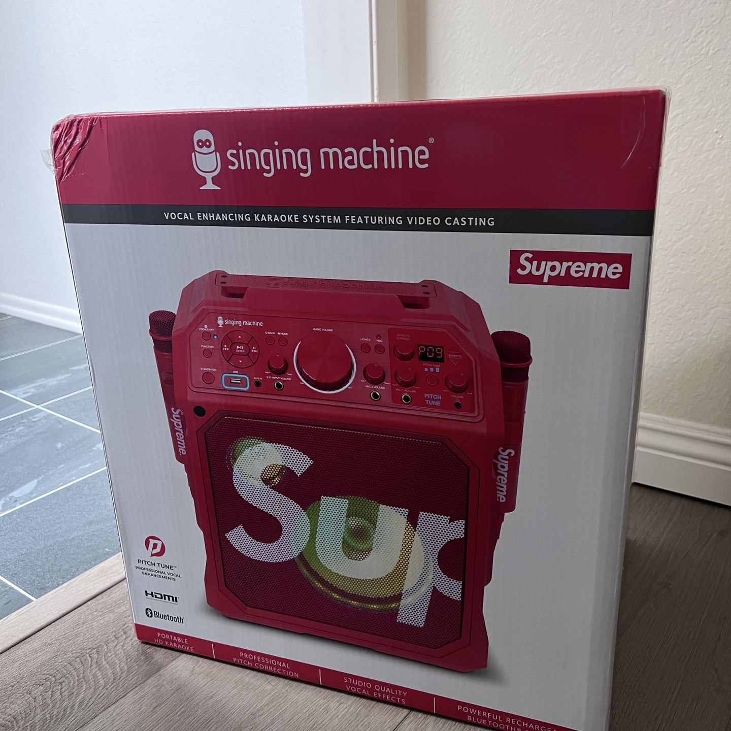 SUPREME KARAOKE MACHINE for Sale in Pasadena, CA - OfferUp