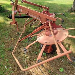 Lely Lotus Hay rake $3000