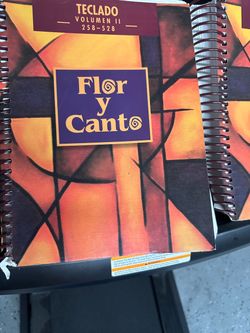 Libros de canto con sus notas