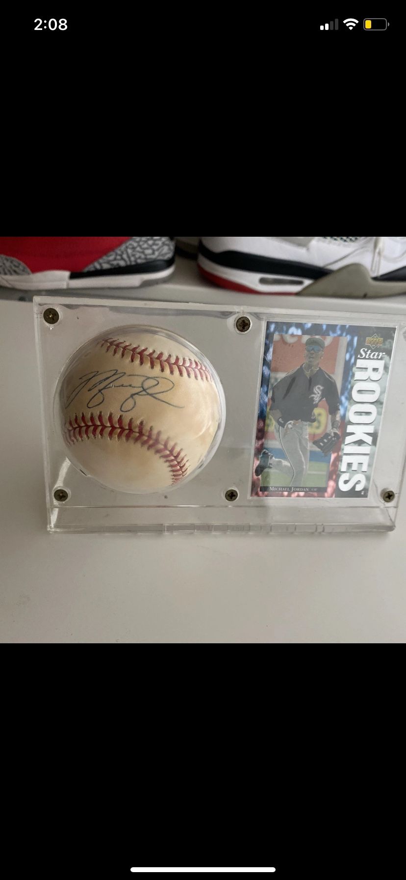 Michael Jordan Autographed Baseball with Upper Deck Card