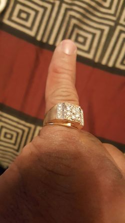 Men's Pinky Ring with Diamonds 14k retail's for $3,400