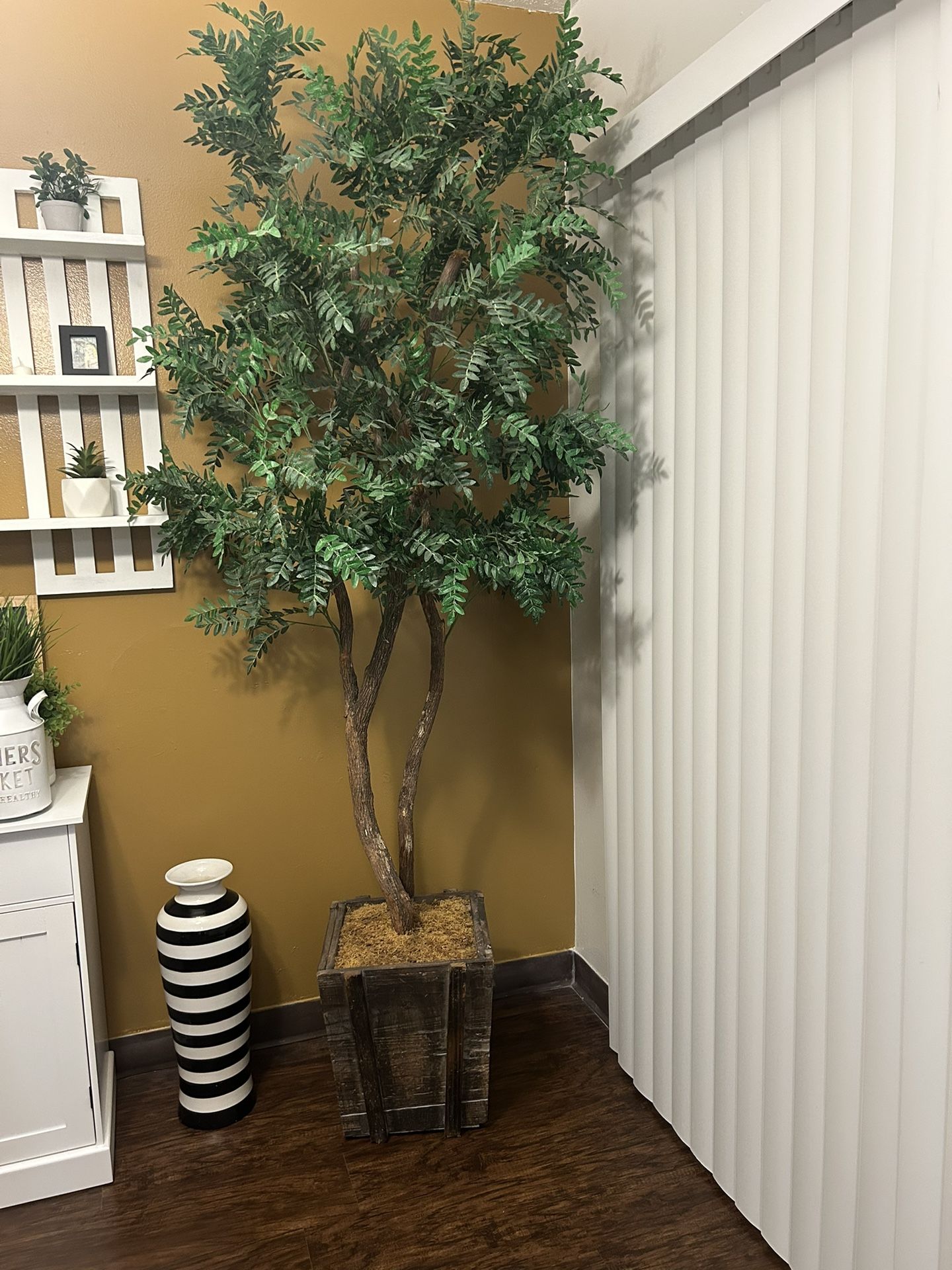 Fake Plant