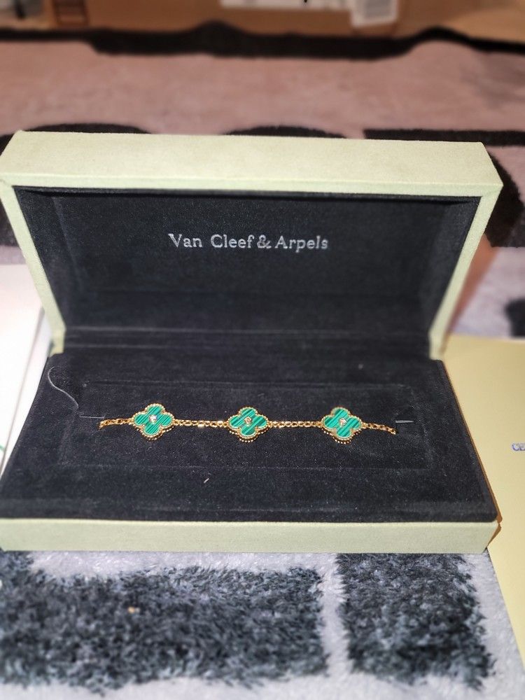 Van Cleef Green And Gold Bracelet 