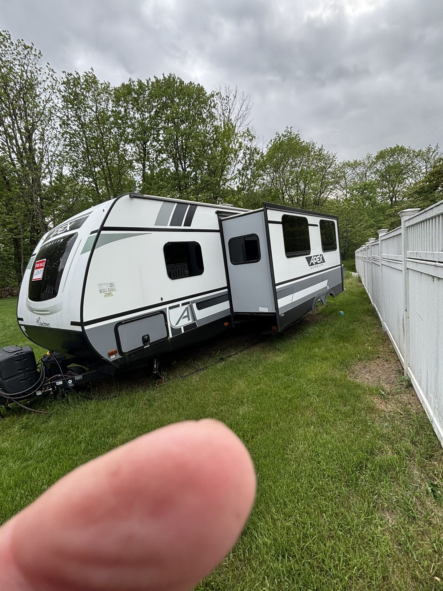 2021 Coachman Apex Ultealite