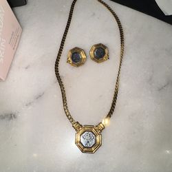 Avon Set 