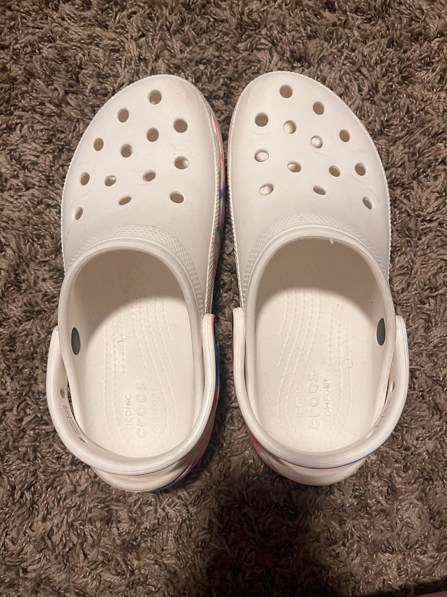 crocs w7