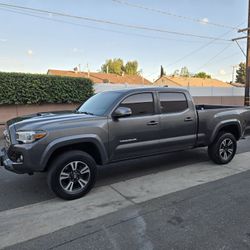 2017 Toyota Tacoma TRD 