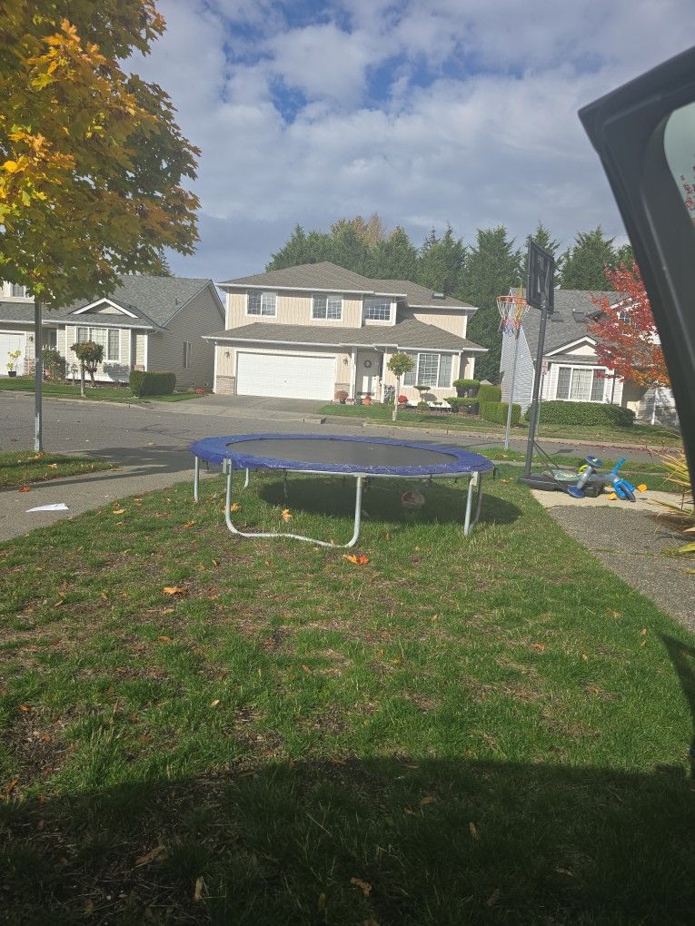 Trampoline 